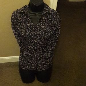 Arizona fitted Junior top. Excellent condition